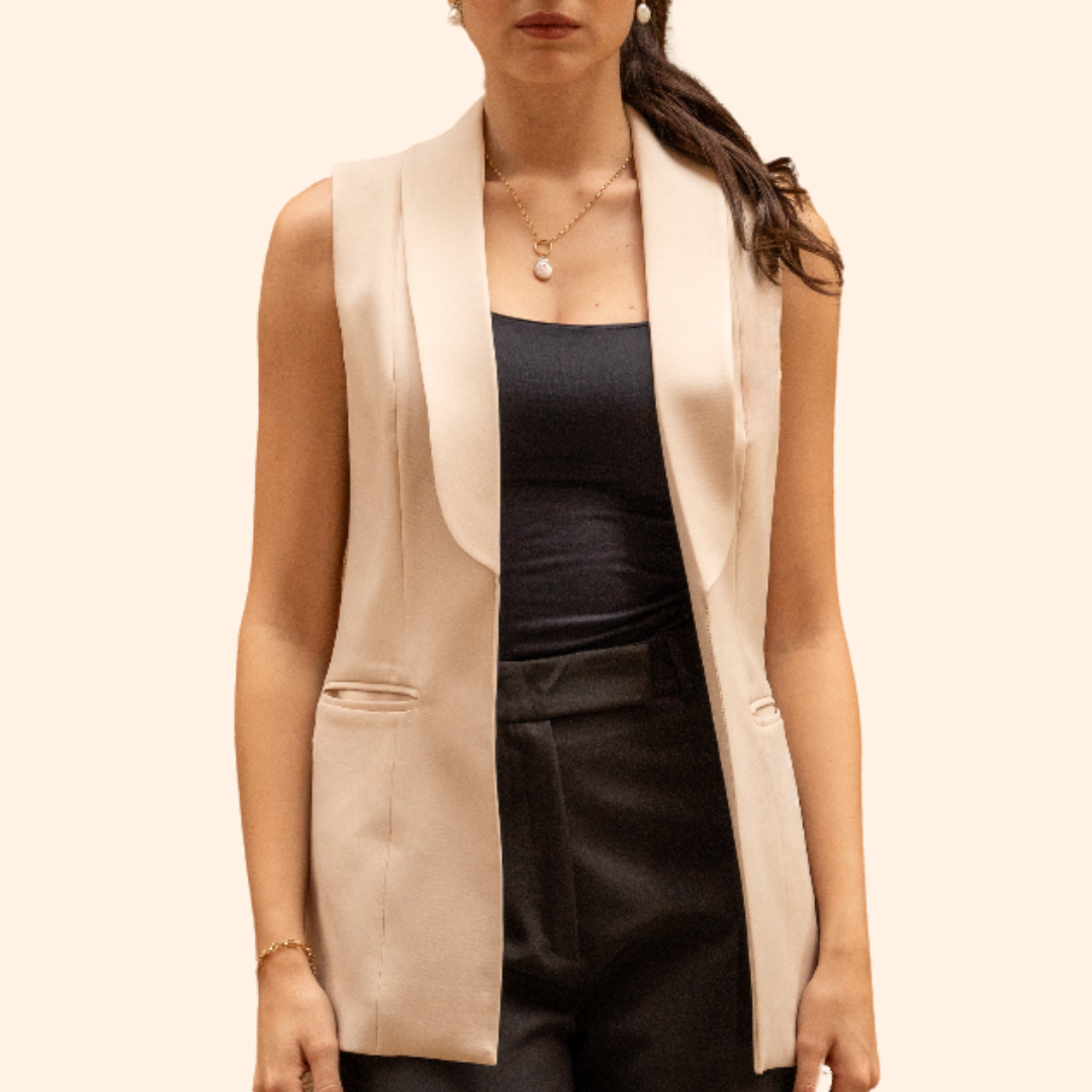Sleeveless jacket