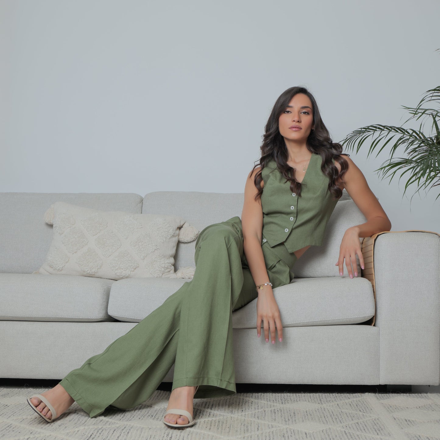 Linen sleeveless waistcoat