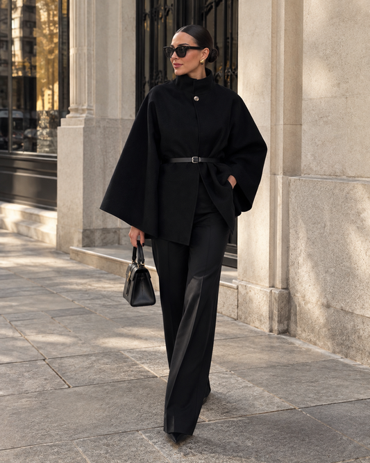 Single-breasted coat with high collar