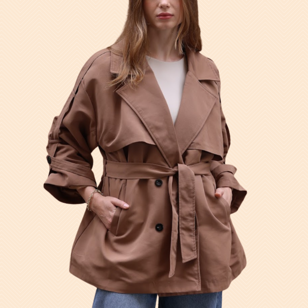 Short double breasted coat