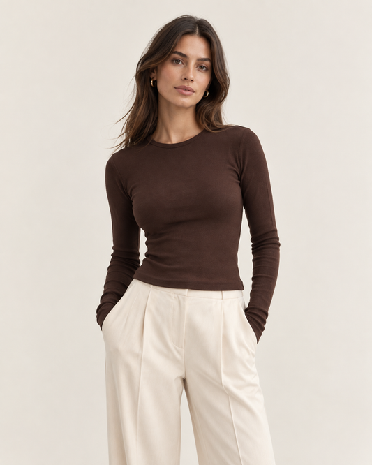 Fitted crew neck long sleeve brown top