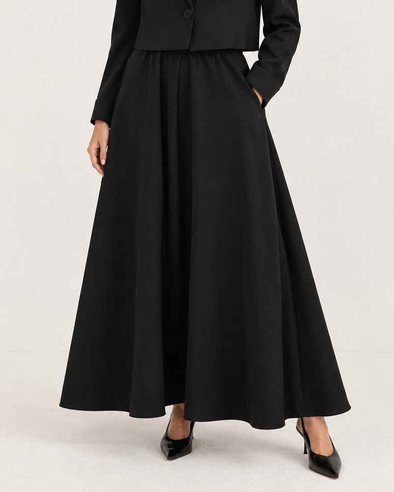 Flared maxi black skirt