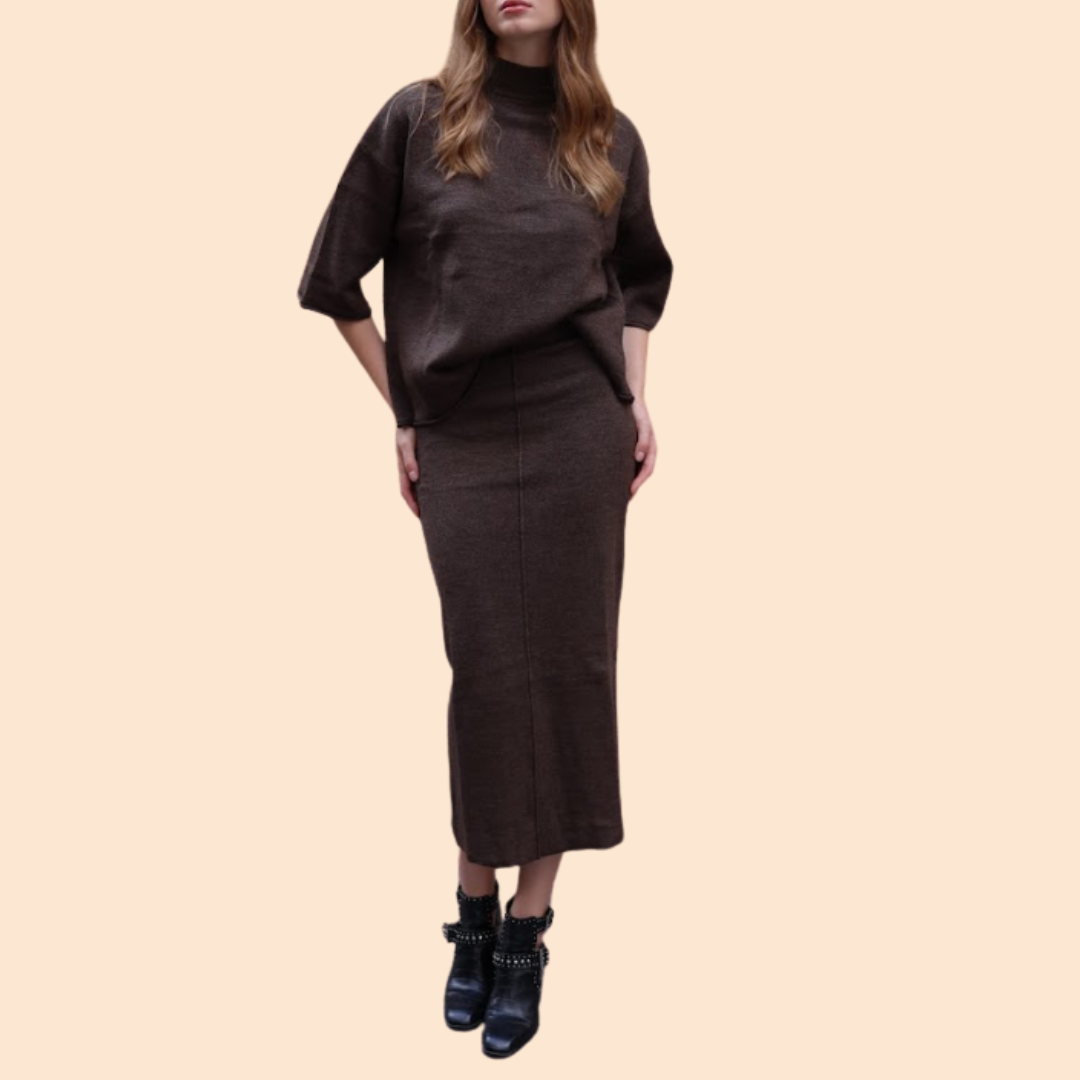 Midi skirt and 3/4 sleeve top